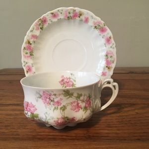 Bin W Austria Pink Flower Vintage Teacup and Saucer EUC